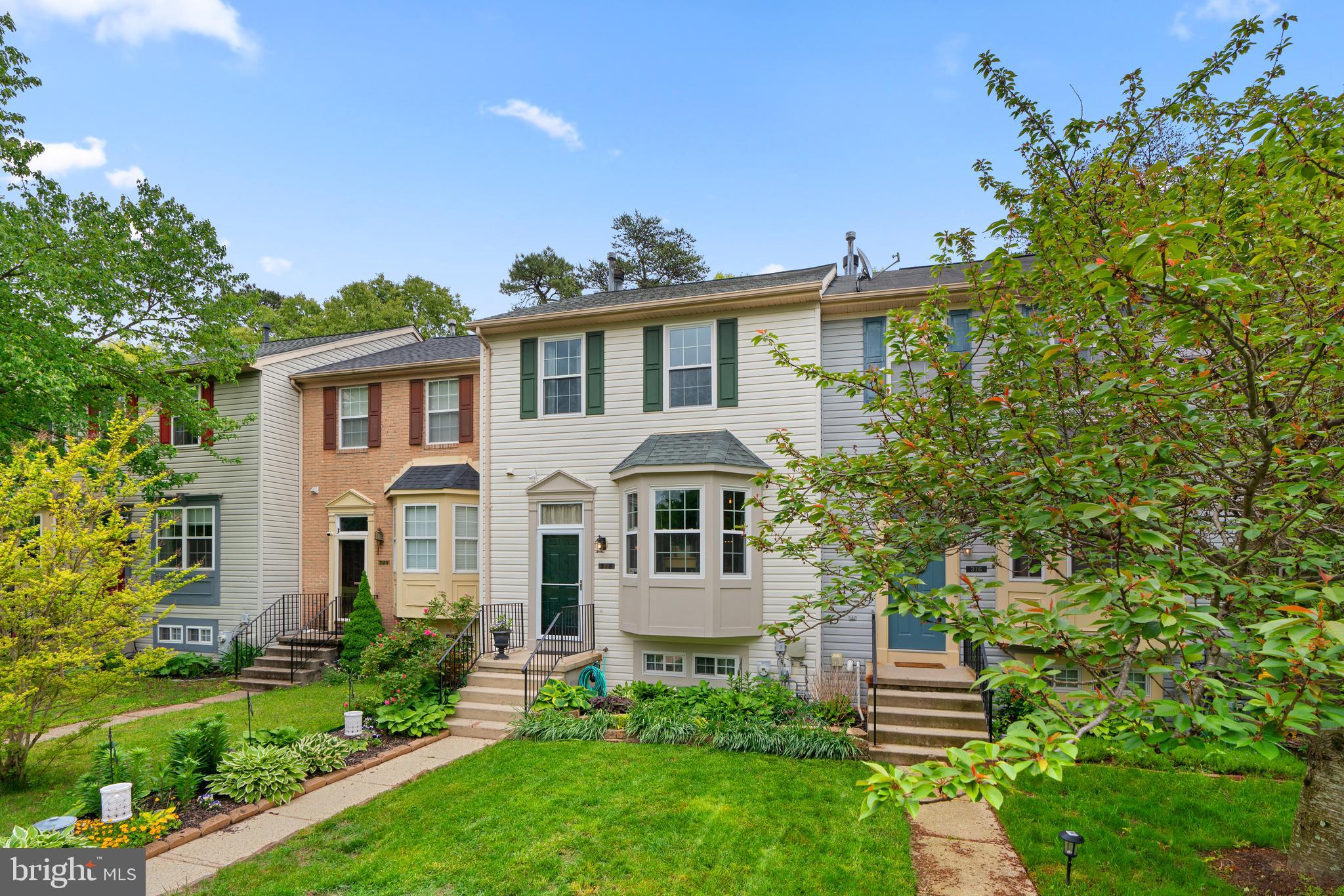 318 White Rocks Court Pasadena, MD 21122 - Photo 2 of 45 Gallery Image 2