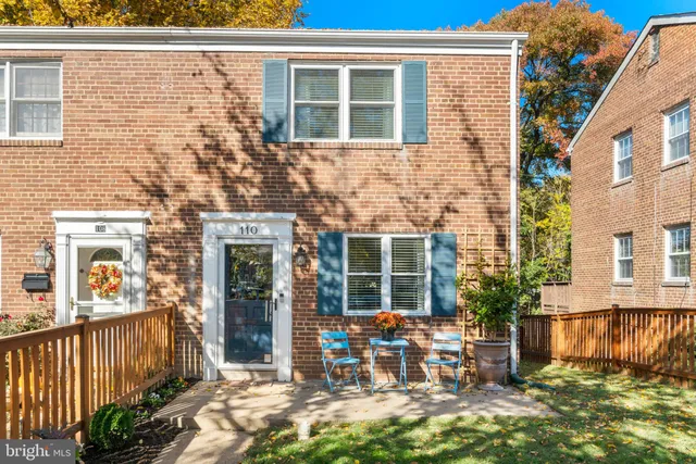 $3,400 | 110 East Rosemont Avenue, Alexandria, VA 22301