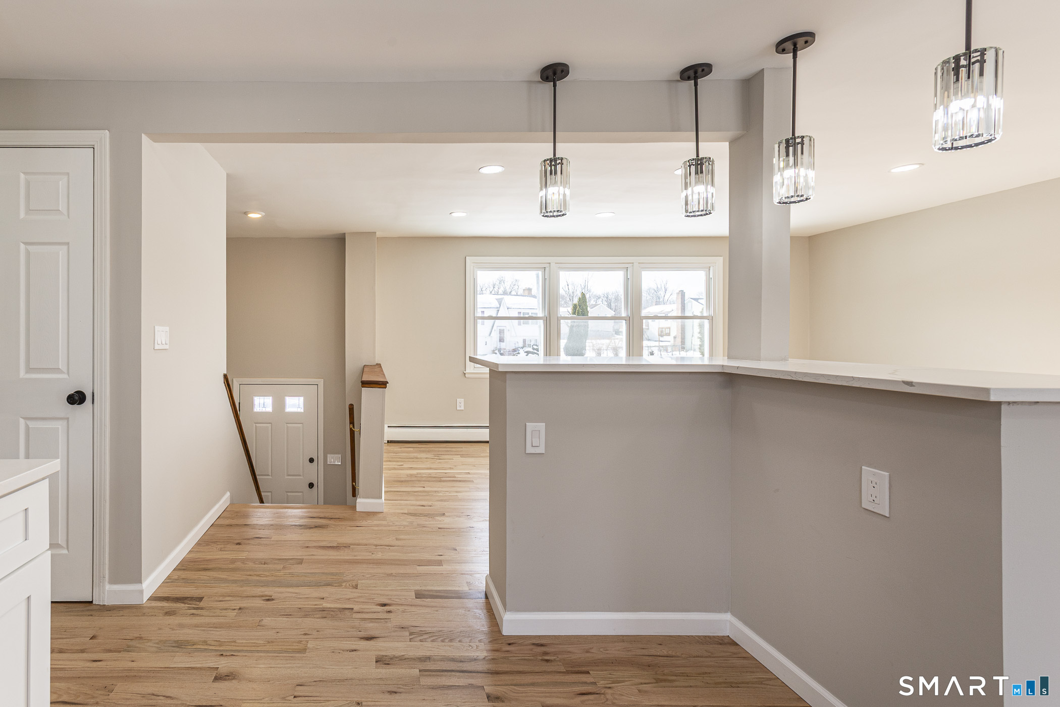 73 Abbe Road Windsor, CT 06095 - Photo 11 of 40