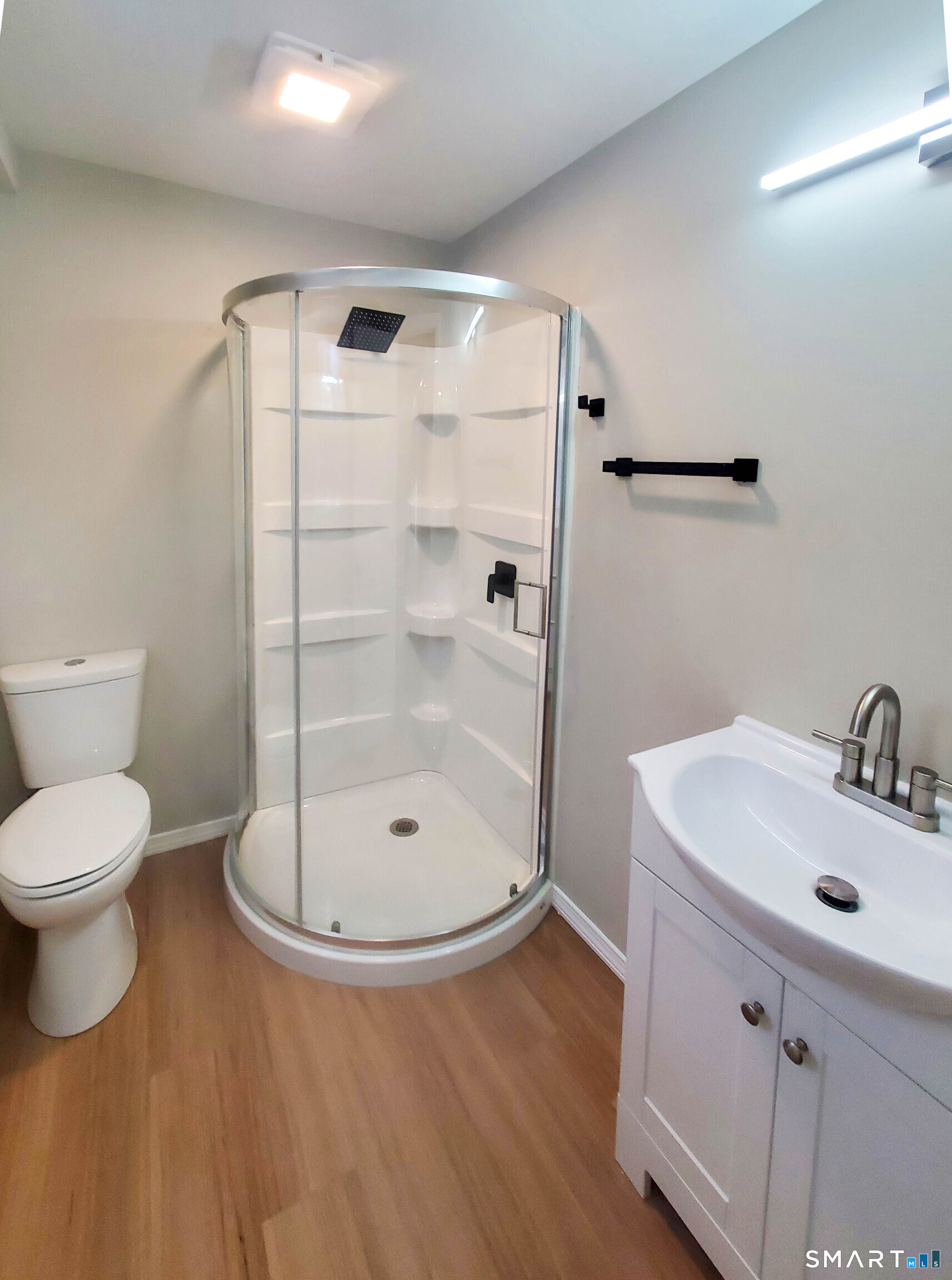 73 Abbe Road Windsor, CT 06095 - Photo 15 of 40