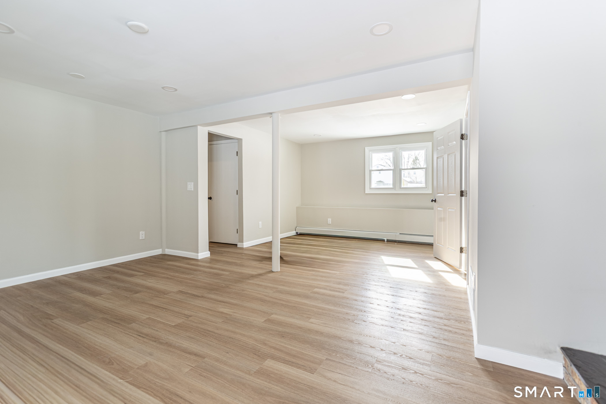 73 Abbe Road Windsor, CT 06095 - Photo 18 of 40