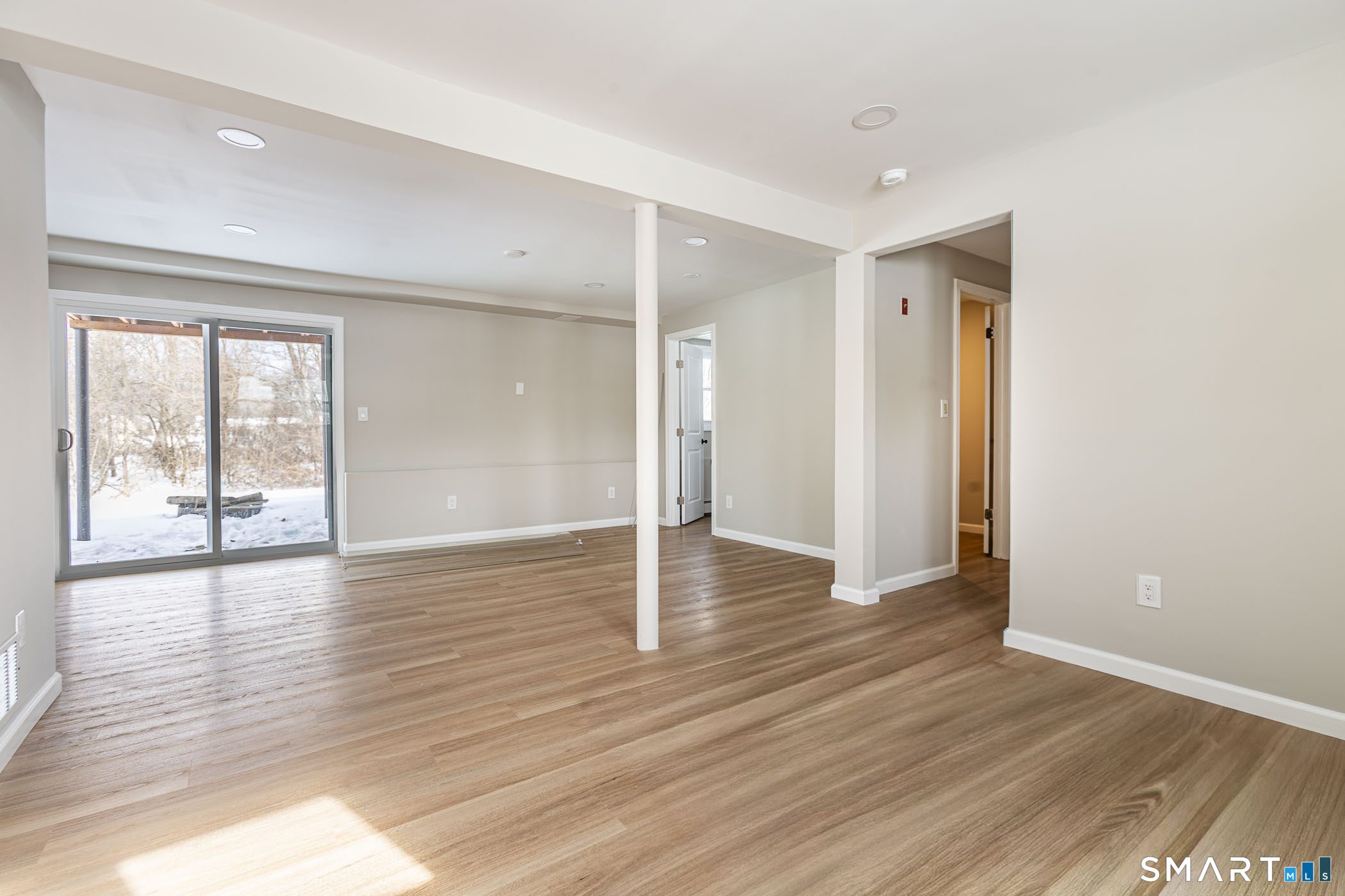 73 Abbe Road Windsor, CT 06095 - Photo 19 of 40