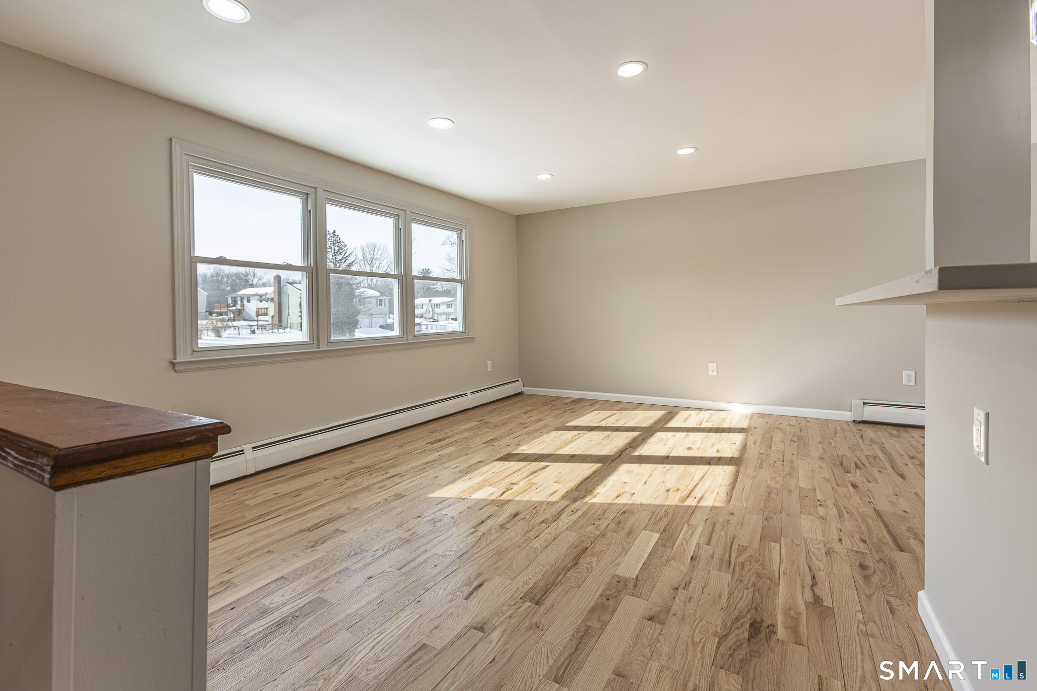 73 Abbe Road Windsor, CT 06095 - Photo 28 of 40