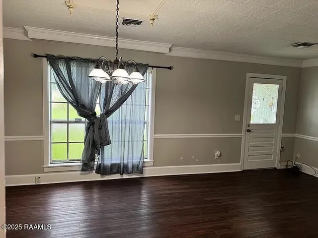 $1,500 | 311 South Morgan Avenue, Broussard, LA 70518