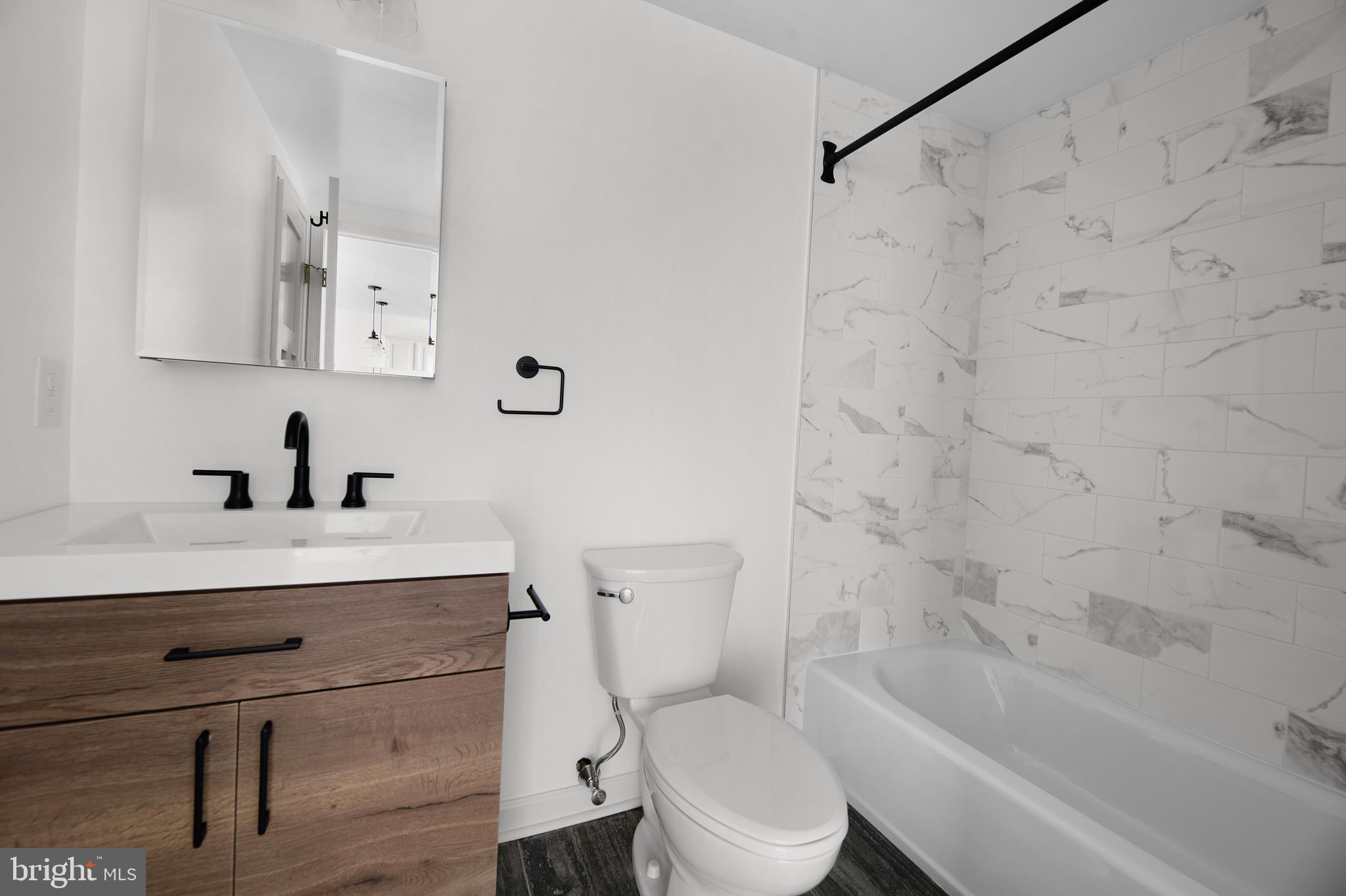 6618 Ridge Avenue, Unit 408 Philadelphia, PA 19128 - Photo 6 of 9