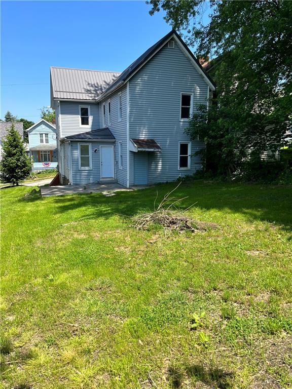 517 North 4th Street Apollo, PA 15613 - Photo 27 of 27 a view of a house with backyard and garden