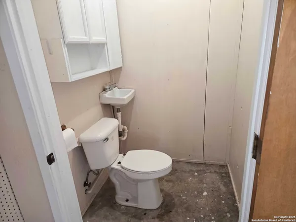 $235,000 | 5192 County Road 346, Beeville, TX 78102