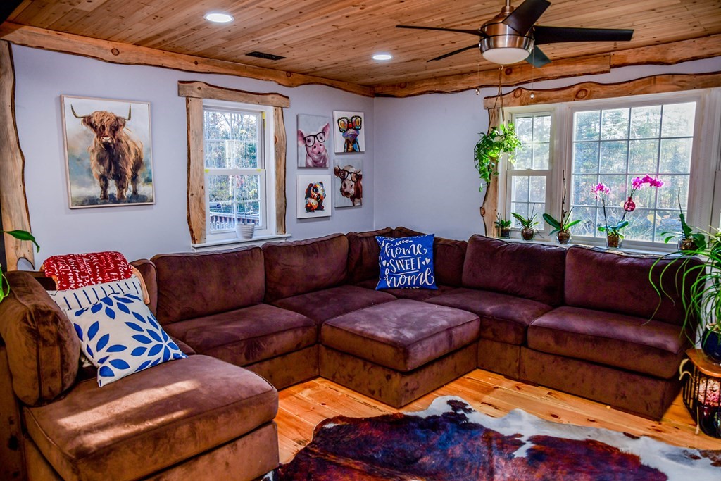 387 Putnam Hill Road Sutton, MA 01590 - Photo 20 of 42 Gallery Image 20