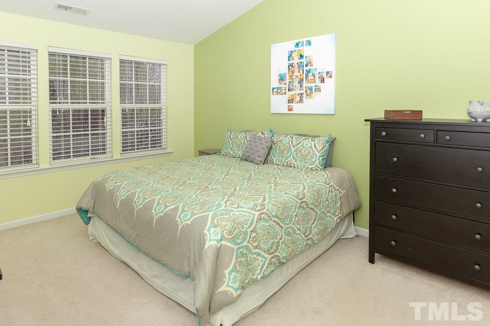 7623 Winners Edge Street Raleigh, NC 27617 - Photo 8 of 18