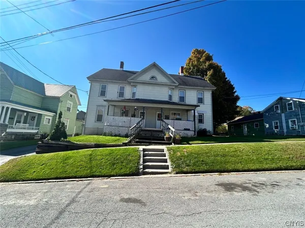 $950 | 8 South Jefferson Street, Unit B, Champion, NY 13619