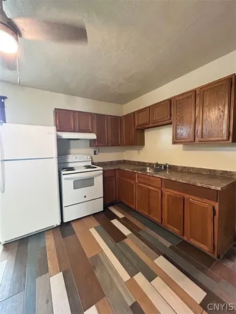 $950 | 8 South Jefferson Street, Unit B, Champion, NY 13619