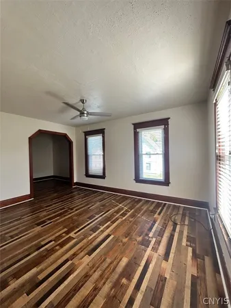 $950 | 8 South Jefferson Street, Unit B, Champion, NY 13619