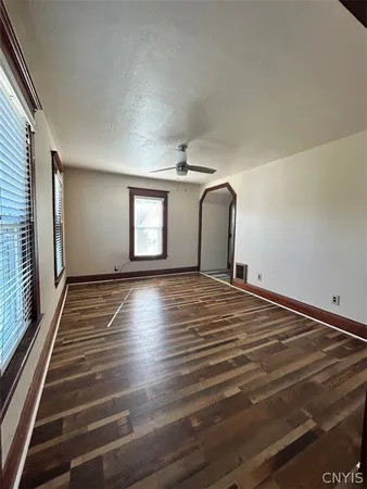 $950 | 8 South Jefferson Street, Unit B, Champion, NY 13619