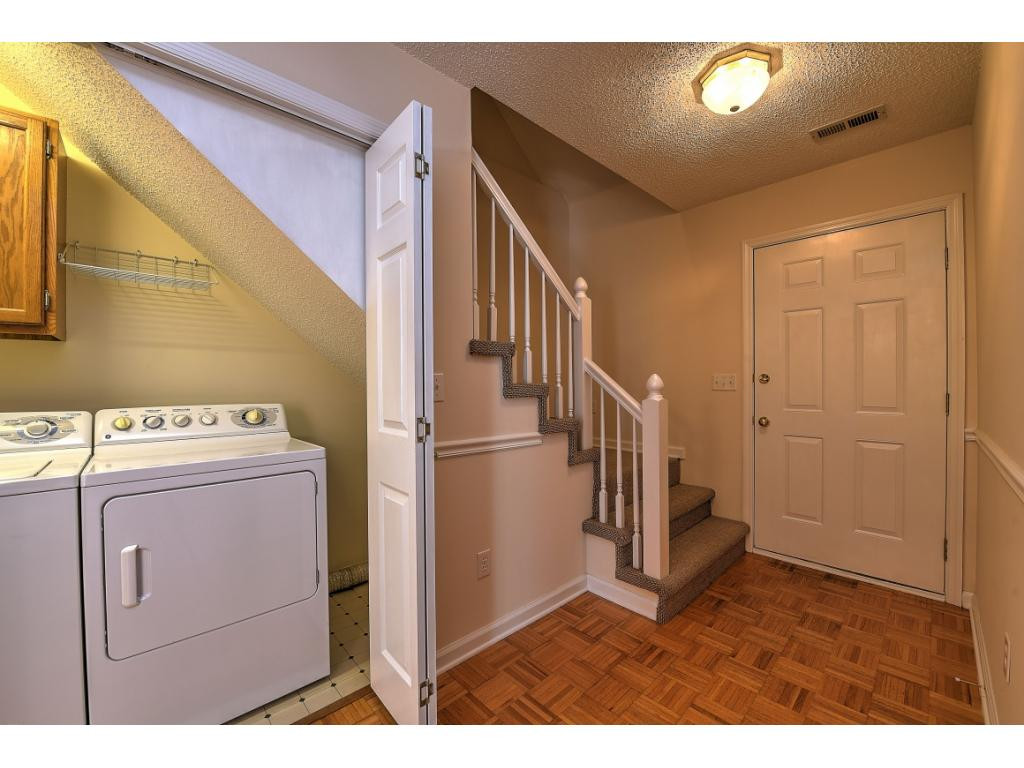 2700 Indian Ridge Road, Unit 35 Johnson City, TN 37604 - Photo 5 of 33 Photo 5