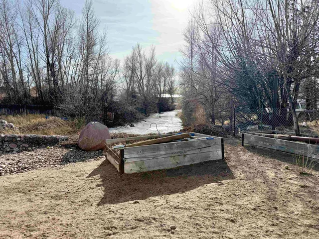 $150,000 | 550 Evergreen Drive, Mountain View, WY 82939