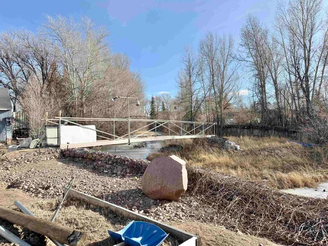 $150,000 | 550 Evergreen Drive, Mountain View, WY 82939