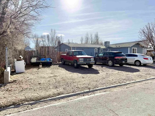 $139,900 | 550 Evergreen Drive, Mountain View, WY 82939