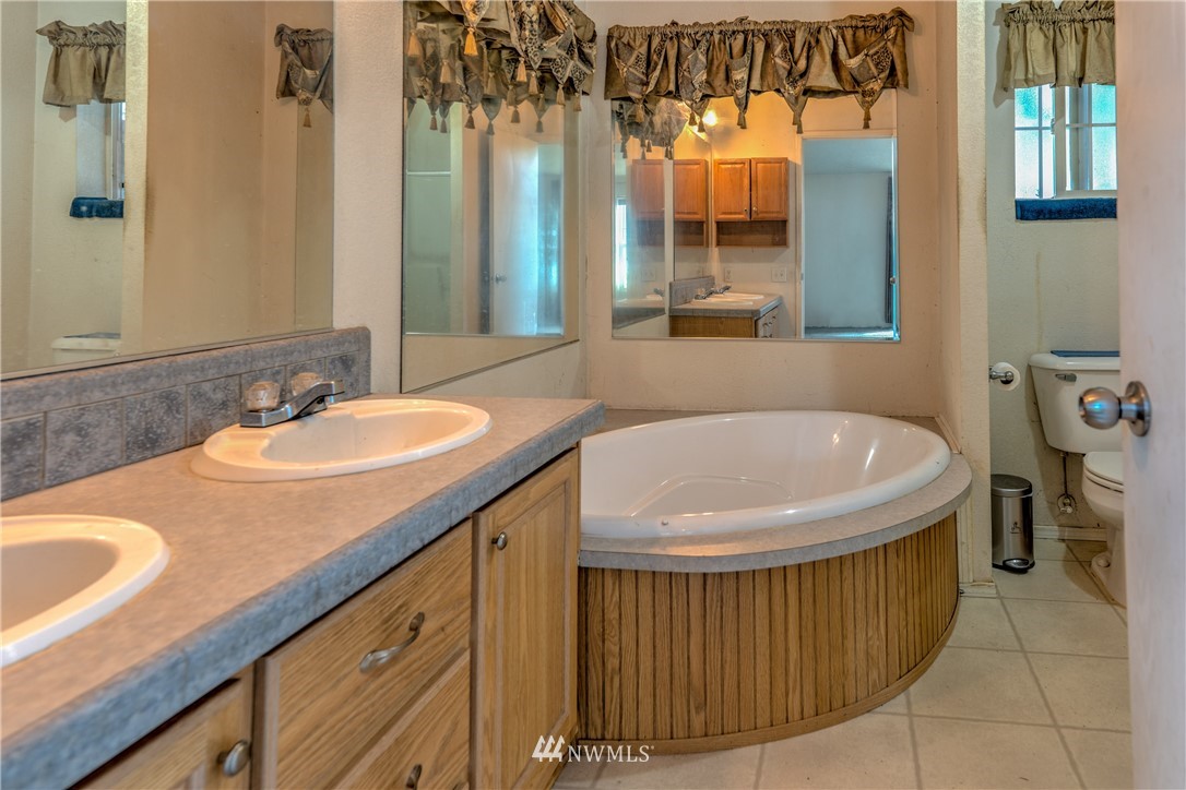 18854 Southeast 168th Street Renton, WA 98058 - Photo 20 of 34 Gallery Image 20