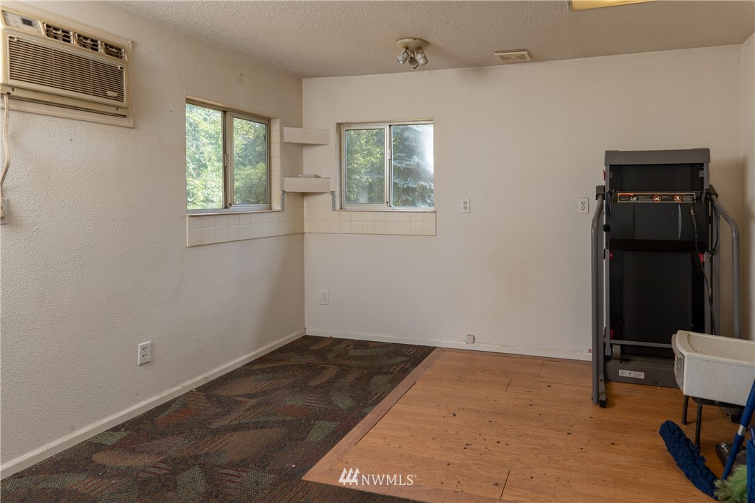 18854 Southeast 168th Street Renton, WA 98058 - Photo 22 of 34 Gallery Image 22