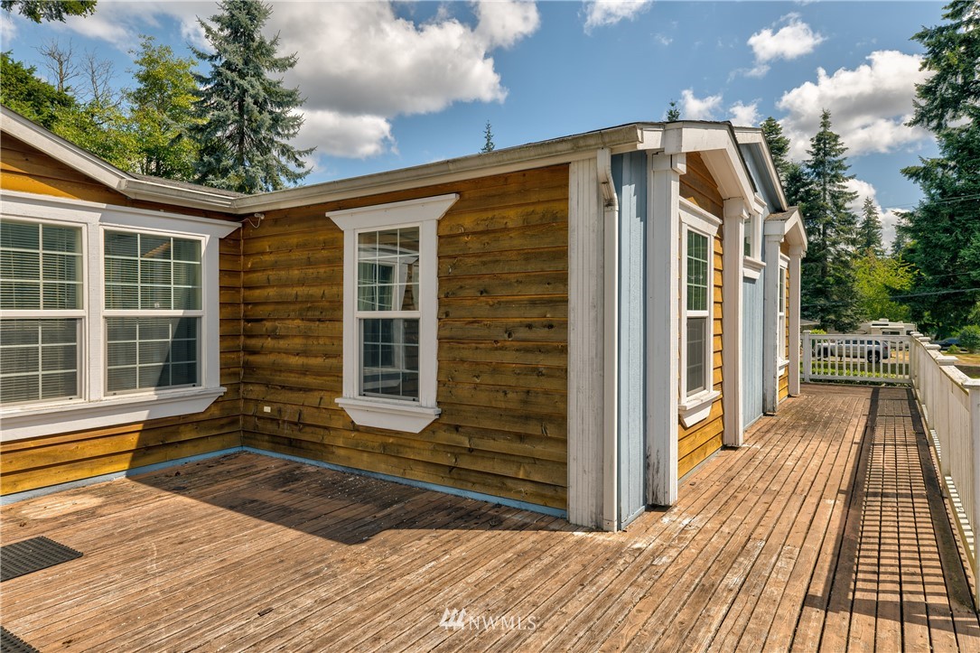 18854 Southeast 168th Street Renton, WA 98058 - Photo 4 of 34 Gallery Image 4