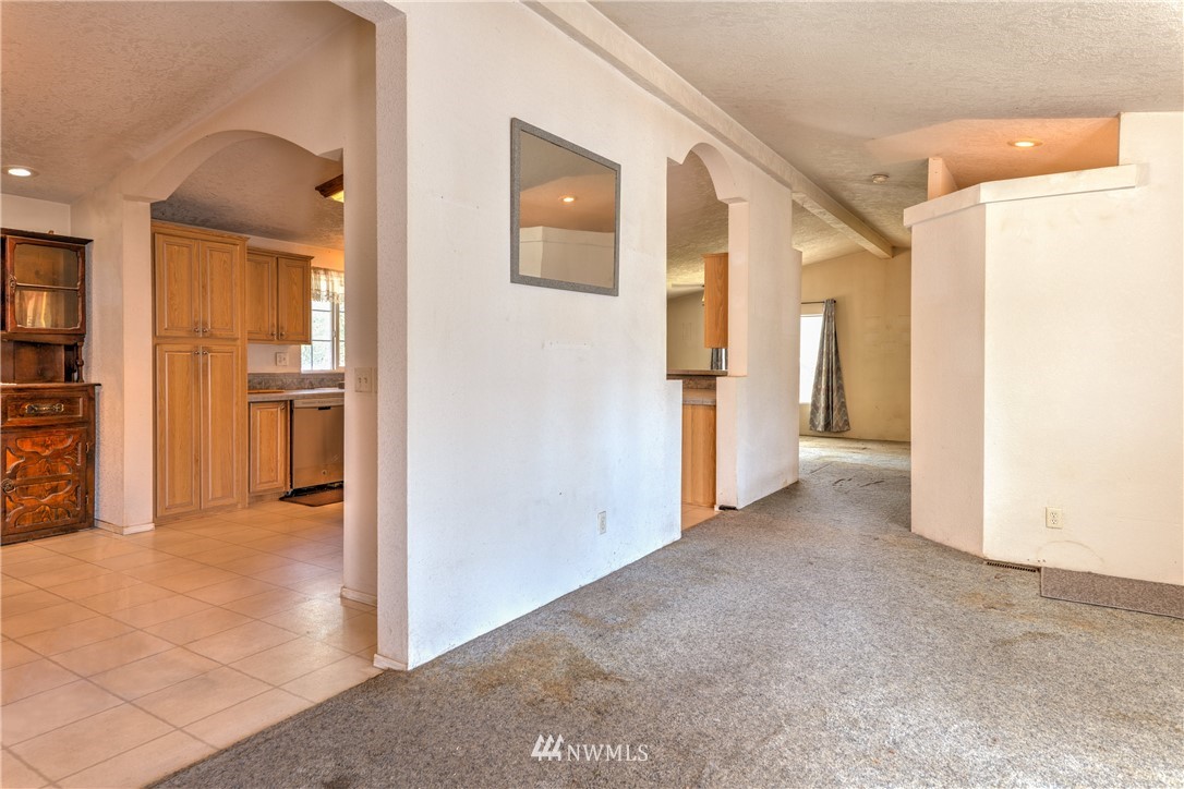 18854 Southeast 168th Street Renton, WA 98058 - Photo 5 of 34 Gallery Image 5