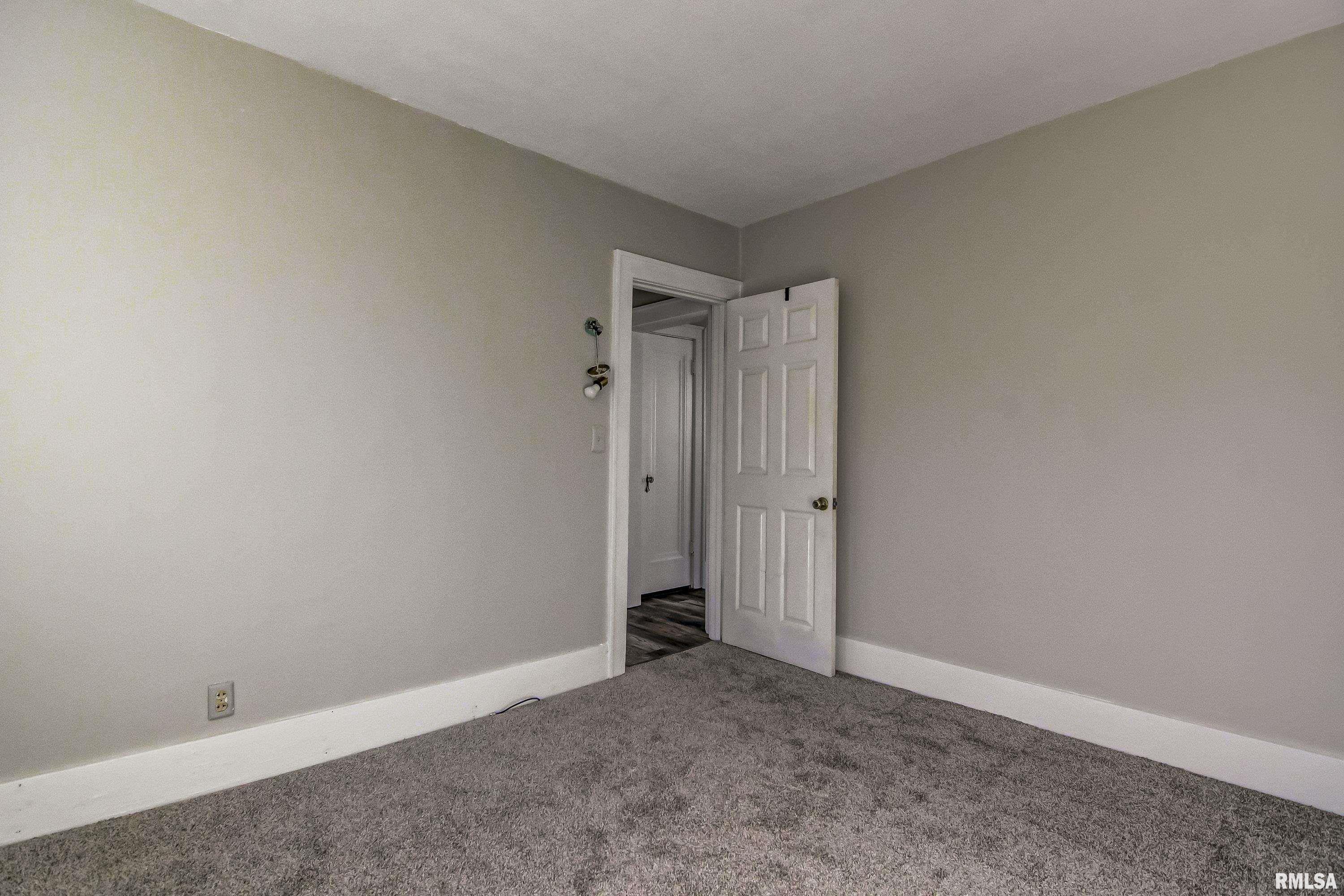 3131 South 3rd Street Springfield, IL 62703 - Photo 27 of 39