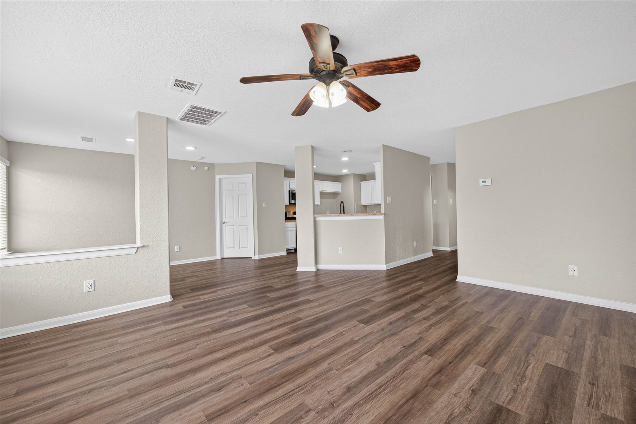 3219 Watercliff Court Spring, TX 77388 - Photo 16 of 42
