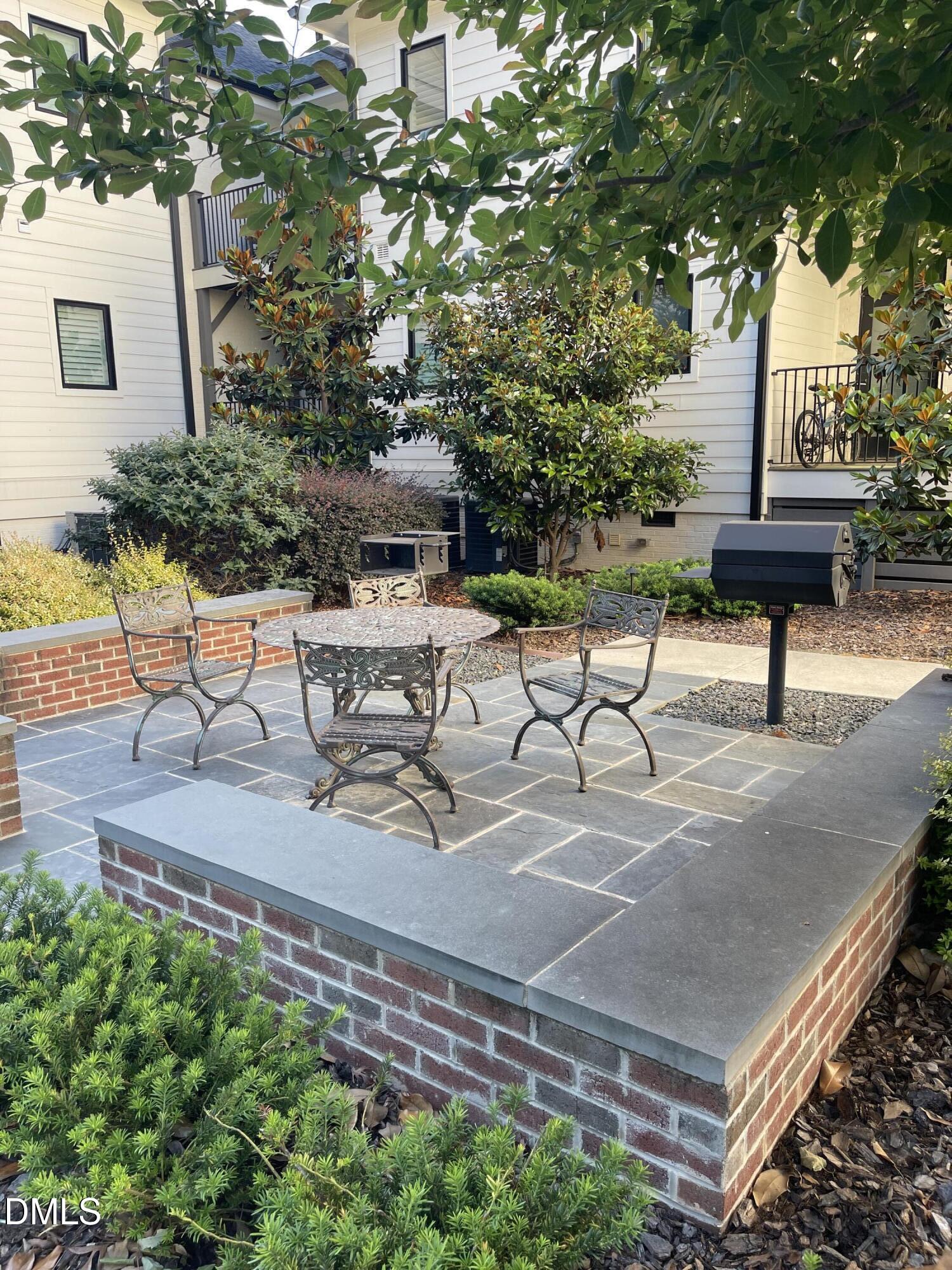 607 Smedes Place, Unit B Raleigh, NC 27605 - Photo 16 of 22 community patio