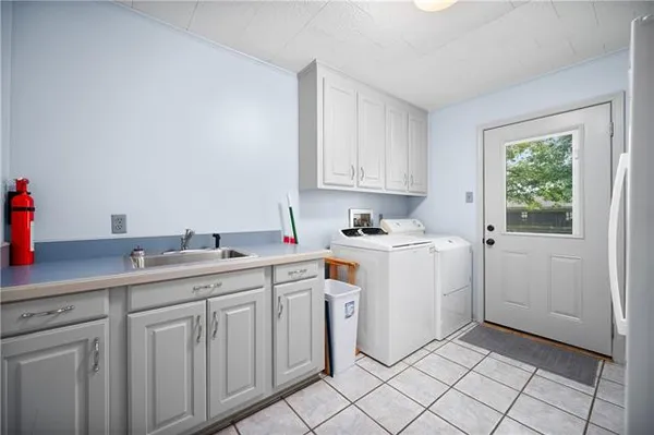 $300,000 | 43 Vit Road, Pineville, LA 71360