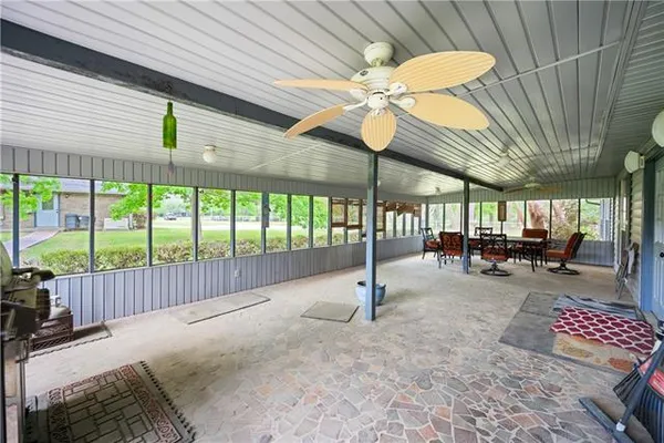 $300,000 | 43 Vit Road, Pineville, LA 71360