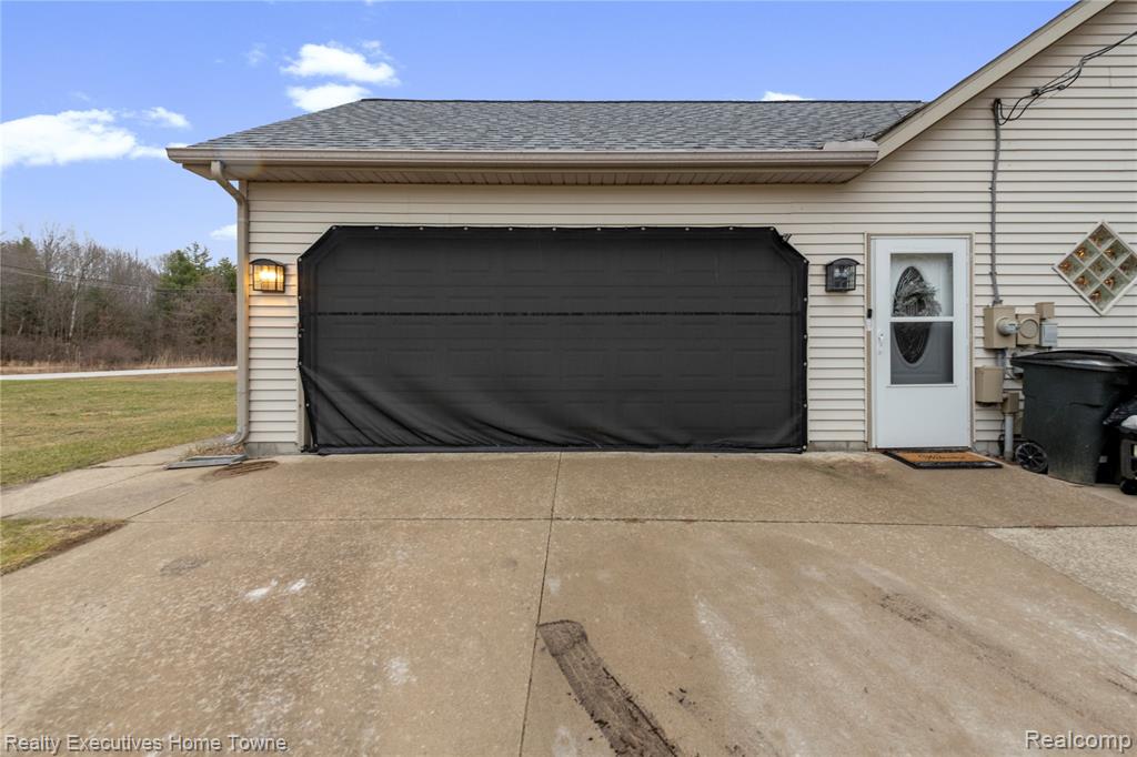 7037 Yager Road St. Clair, MI 48079 - Photo 22 of 31