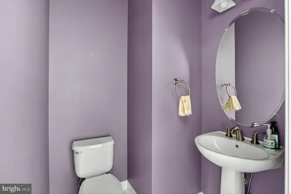 $2,900 | 25021 Justice Drive, Chantilly, VA 20152