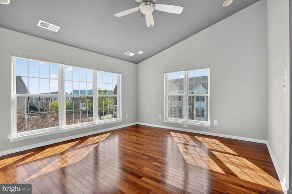 $2,900 | 25021 Justice Drive, Chantilly, VA 20152