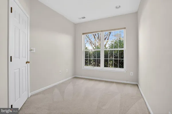 $2,900 | 25021 Justice Drive, Chantilly, VA 20152