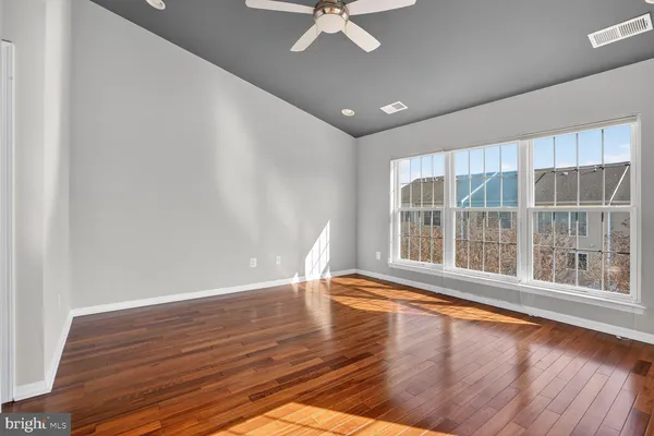 $2,900 | 25021 Justice Drive, Chantilly, VA 20152