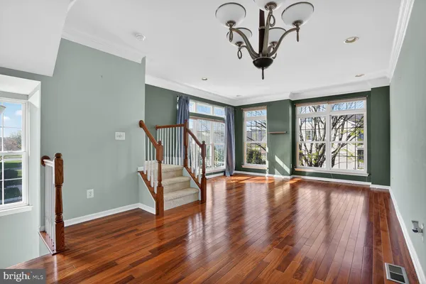 $2,900 | 25021 Justice Drive, Chantilly, VA 20152