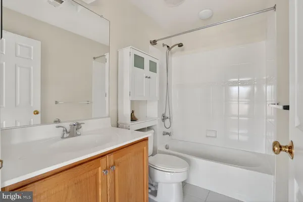 $2,900 | 25021 Justice Drive, Chantilly, VA 20152