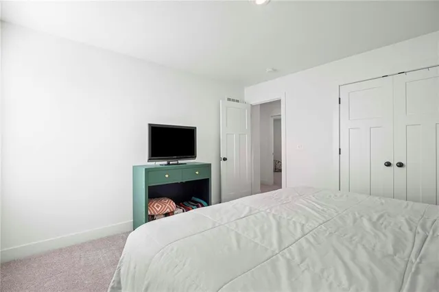 $428,000 | 1505 183rd Street, Smithville, MO 64089