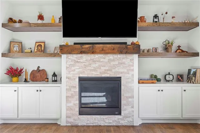 $428,000 | 1505 183rd Street, Smithville, MO 64089