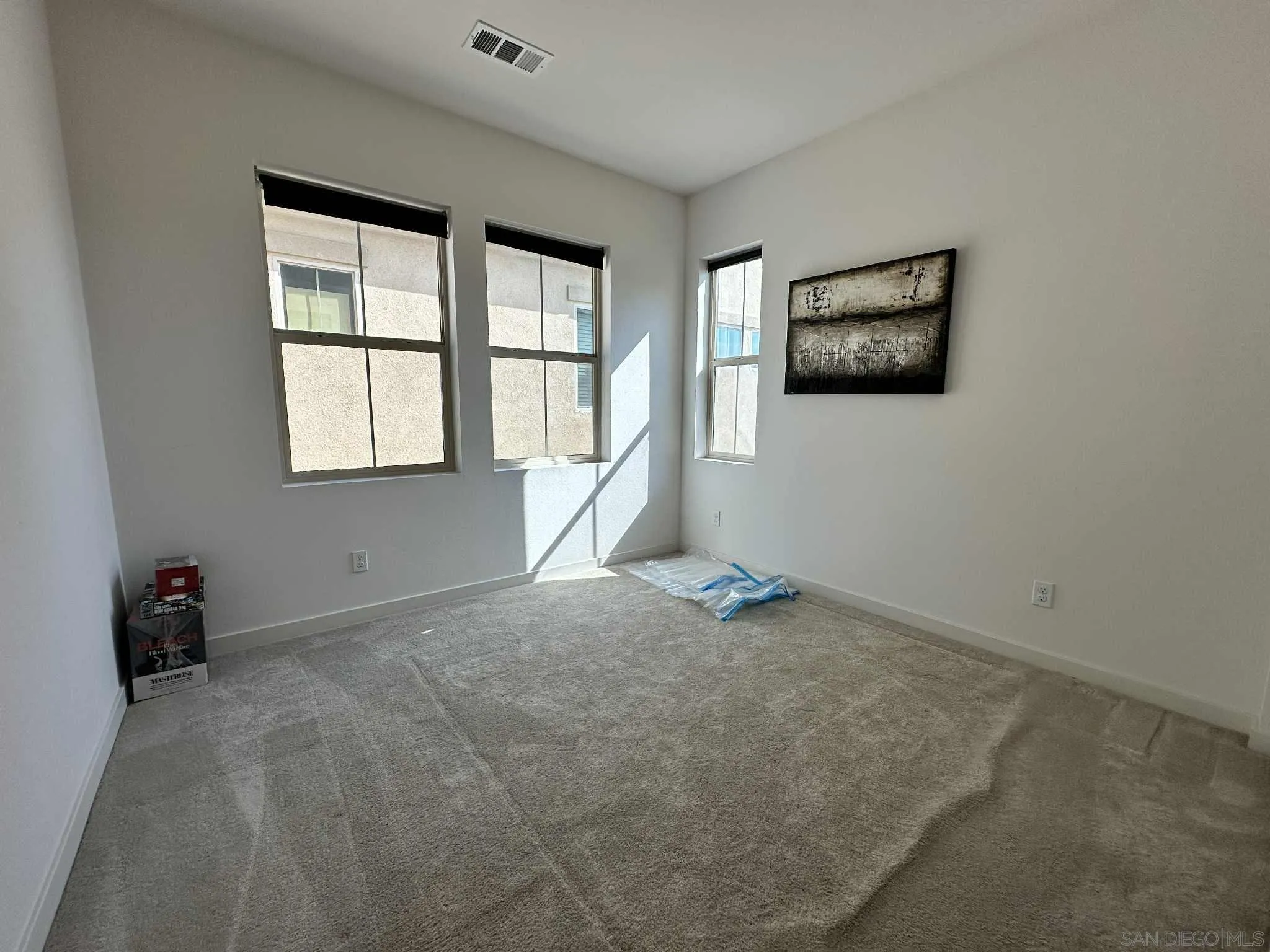 1958 P.º Lugo Chula Vista, CA 91913 - Photo 18 of 68 a view of an empty room with a window