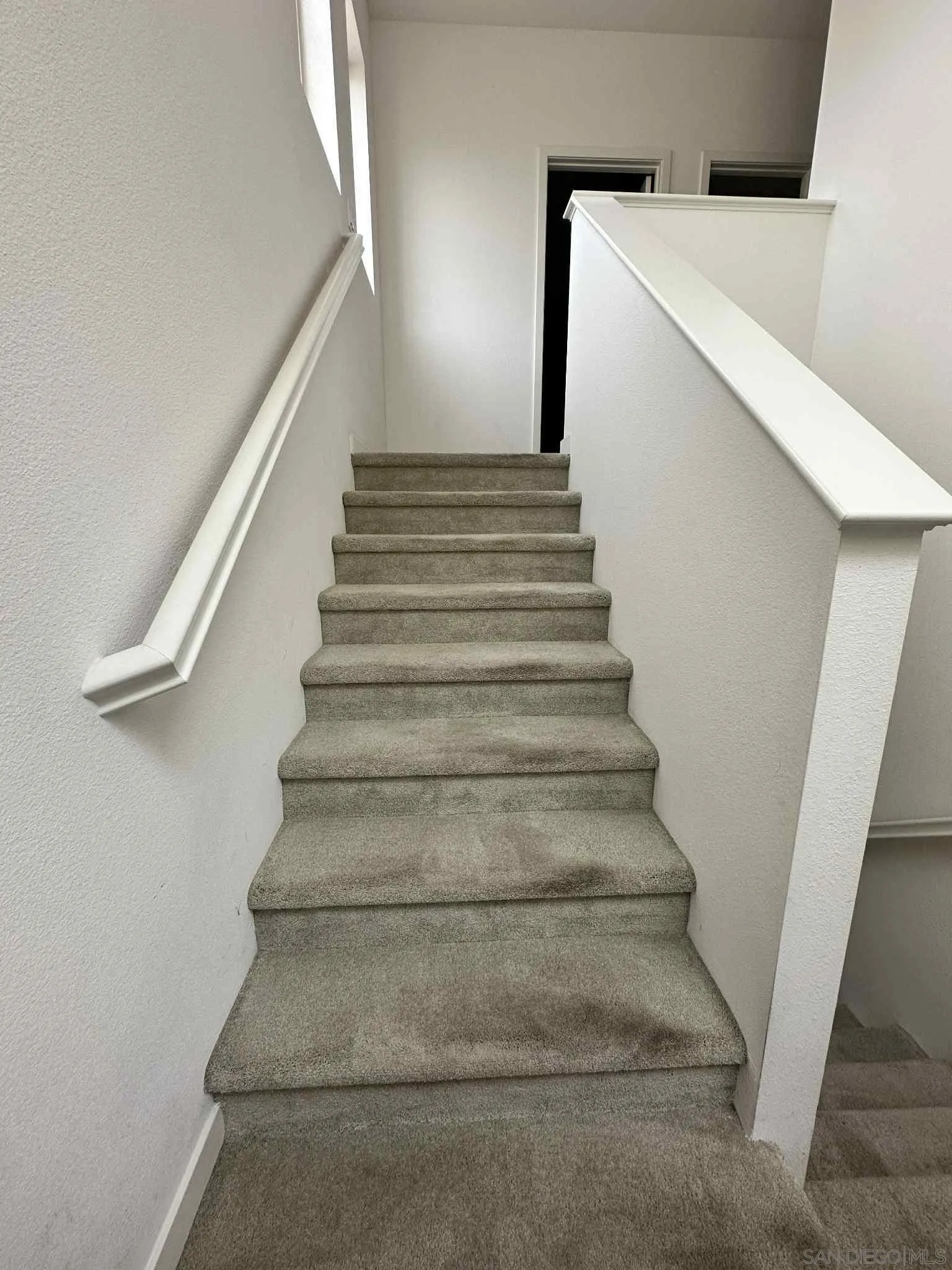 1958 P.º Lugo Chula Vista, CA 91913 - Photo 32 of 68 a view of entryway