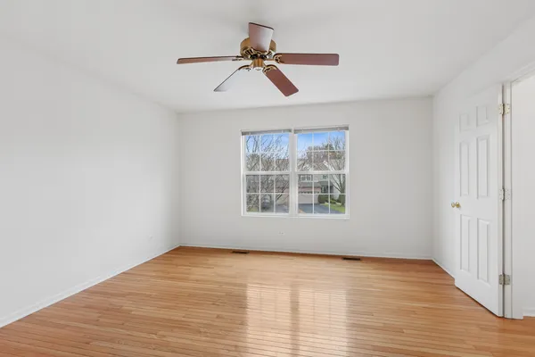 $360,000 | 2546 Heritage Court, Geneva, IL 60134