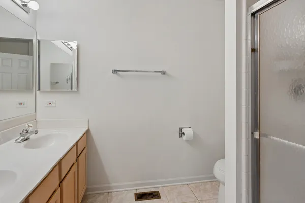 $360,000 | 2546 Heritage Court, Geneva, IL 60134