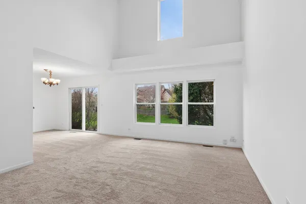 $360,000 | 2546 Heritage Court, Geneva, IL 60134