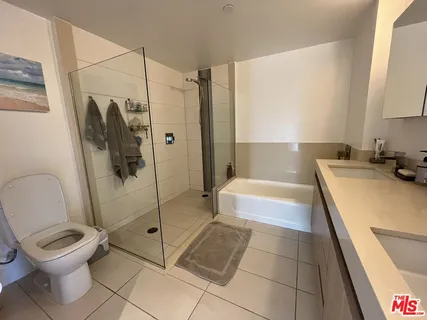 $6,500 | 932 North Alfred Street, Unit PH1, Los Angeles, CA 90069