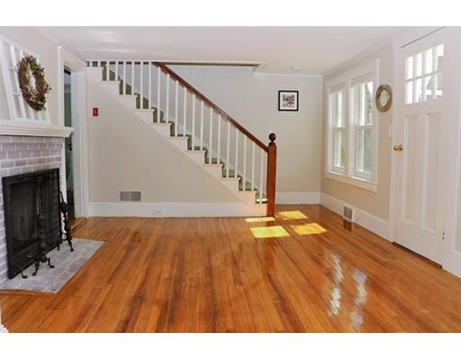 9 Meadow Road Hingham, MA 02043 - Photo 2 of 25 Gallery Image 2