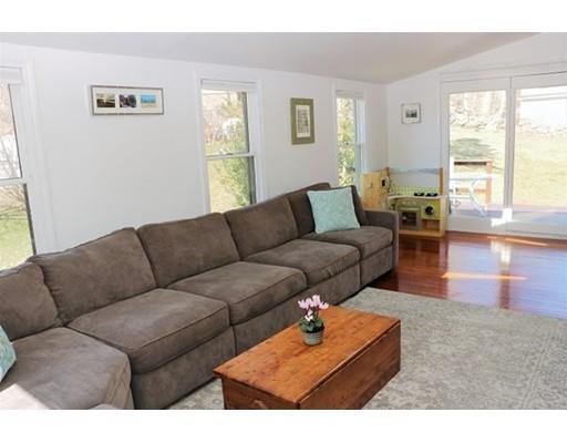 9 Meadow Road Hingham, MA 02043 - Photo 9 of 25 Gallery Image 9