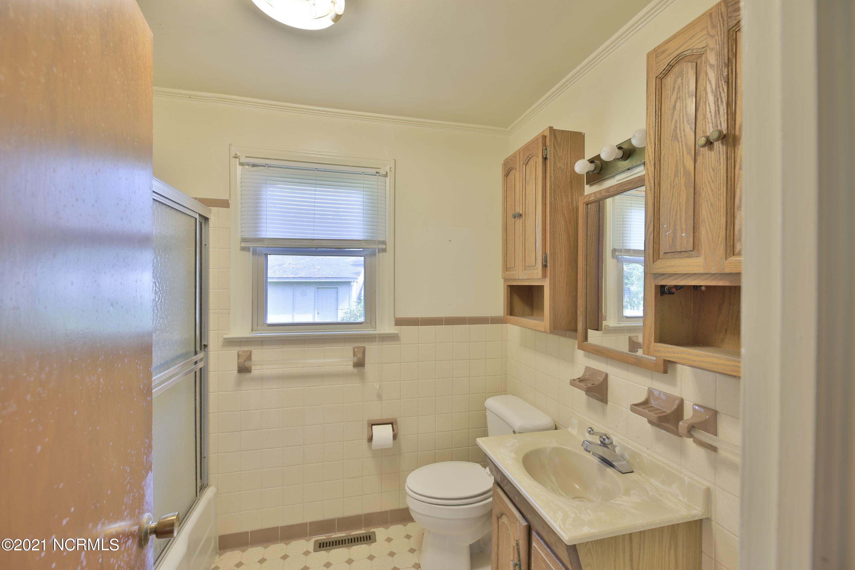 476 High School Road Teachey, NC 28464 - Photo 17 of 39 _K6A3254et (Custom)