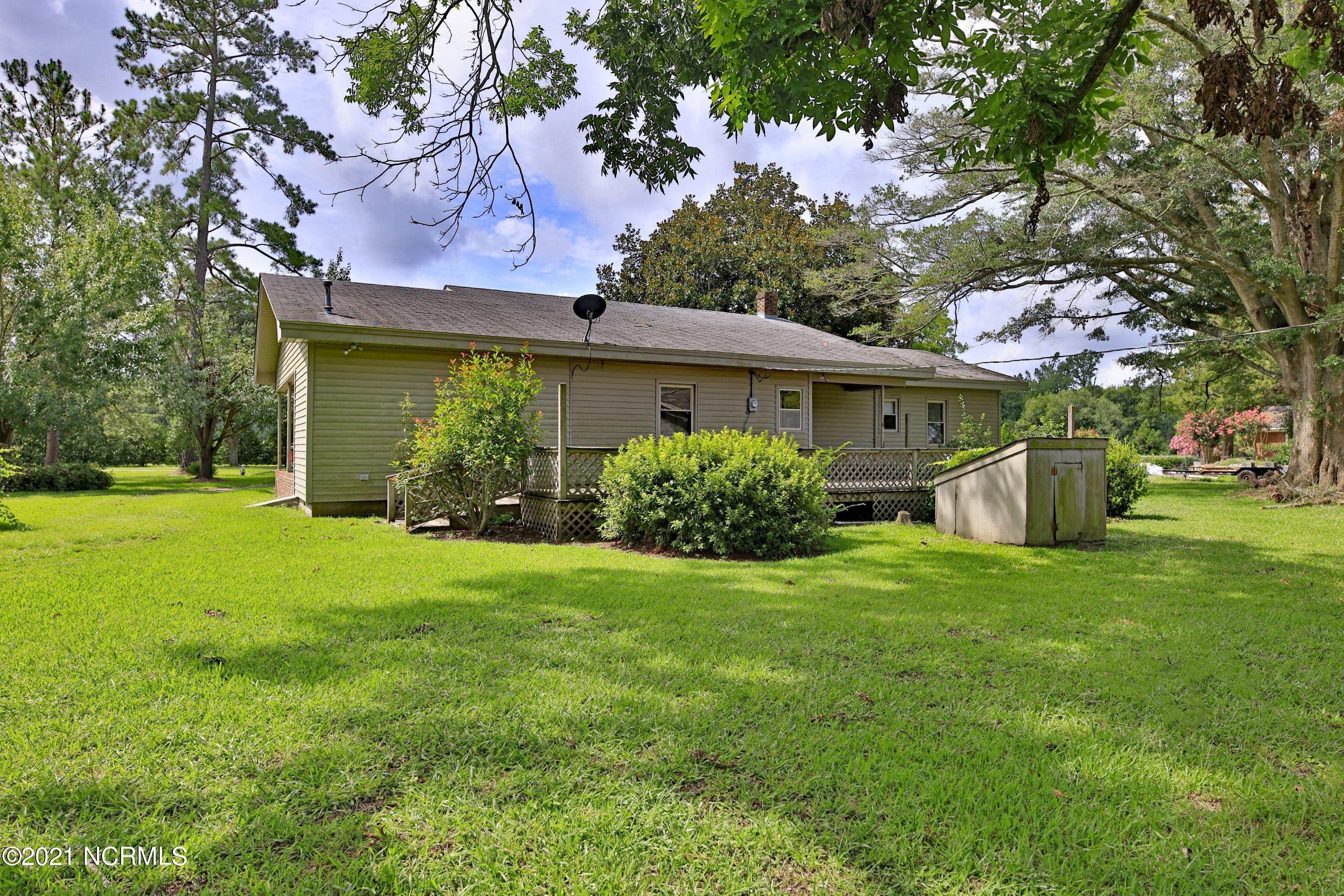 476 High School Road Teachey, NC 28464 - Photo 34 of 39 _K6A3276et (Custom)