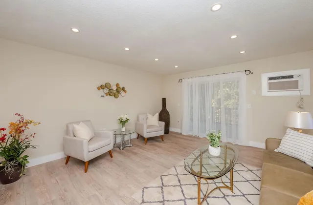 $649,900 | 49 Millville Street, Salem, NH 03079